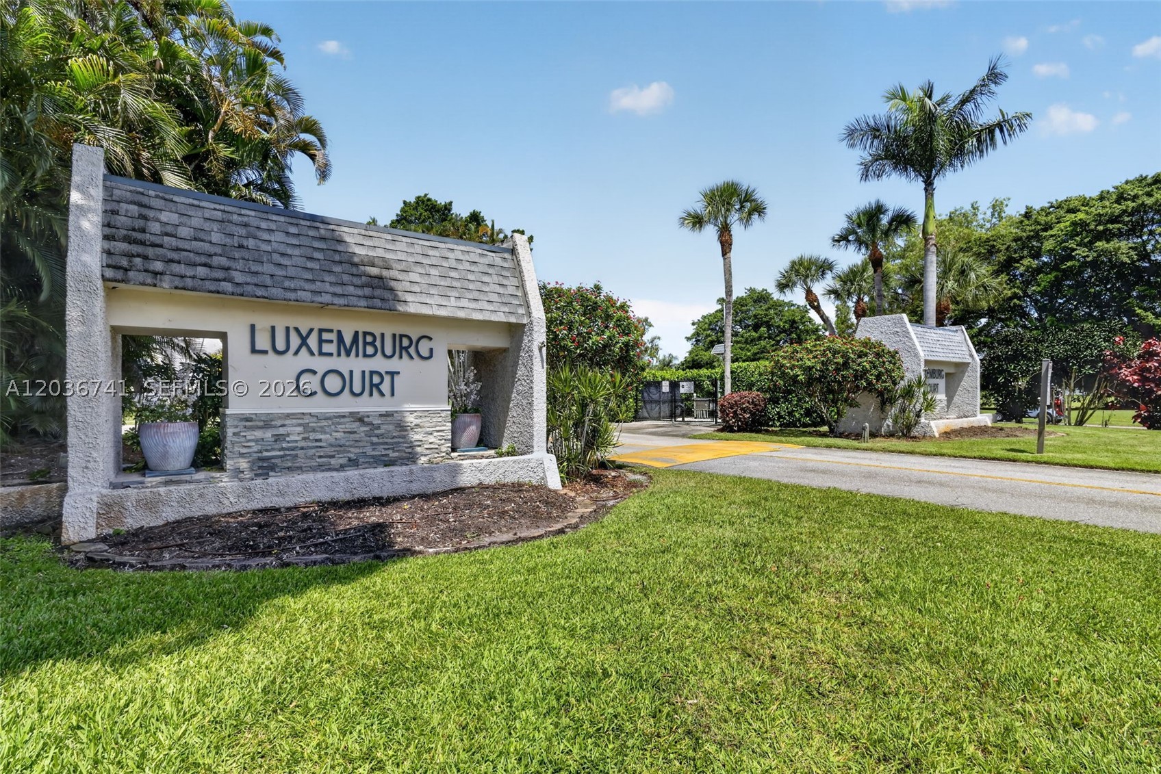 FOUNTAINS OF PALM BEACH C - Residential
