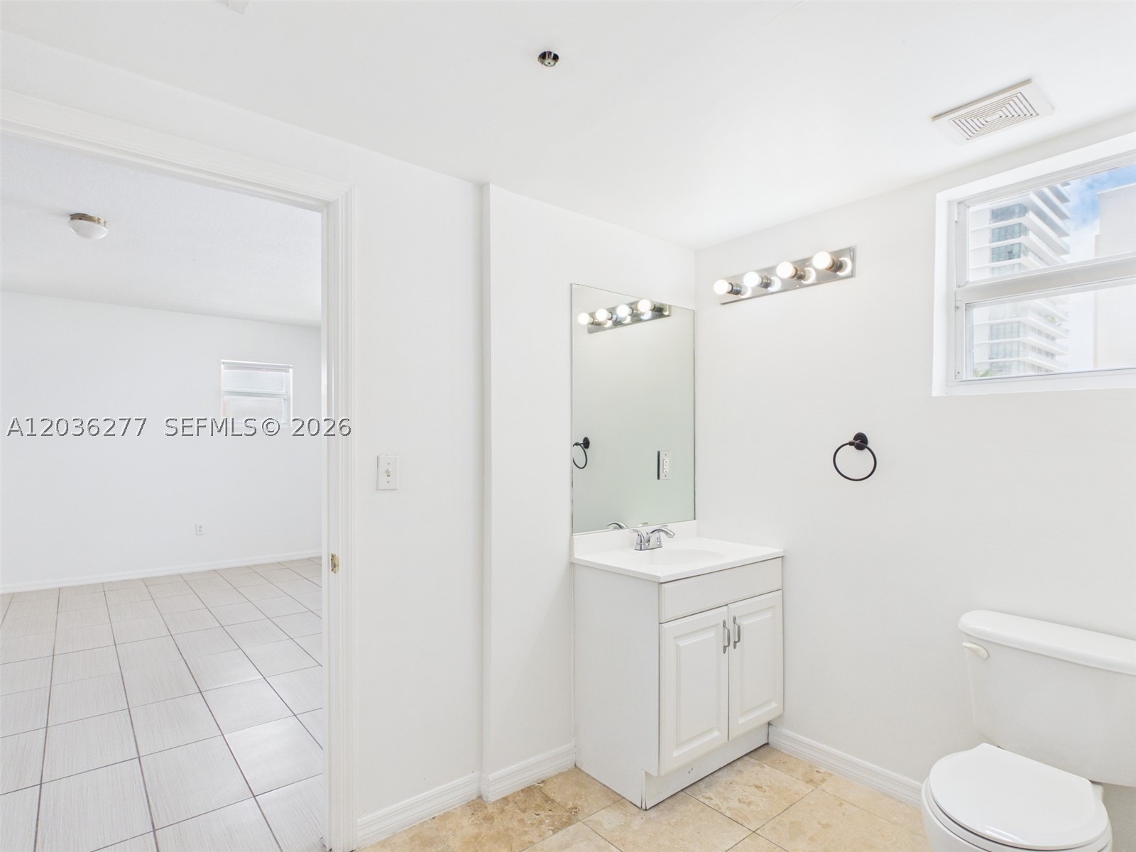 BROADMOOR SUB - Residential Lease