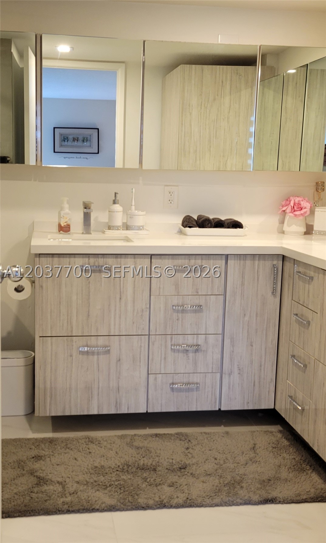 PARC CENTRAL AVENTURA EAS - Residential Lease