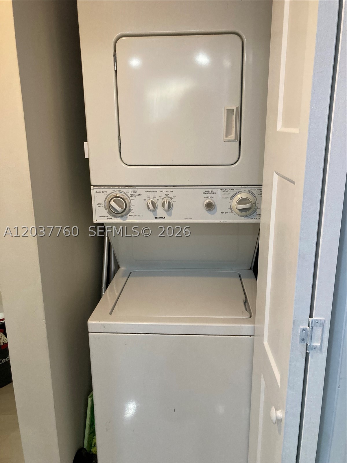THE STERLING CONDO - Residential