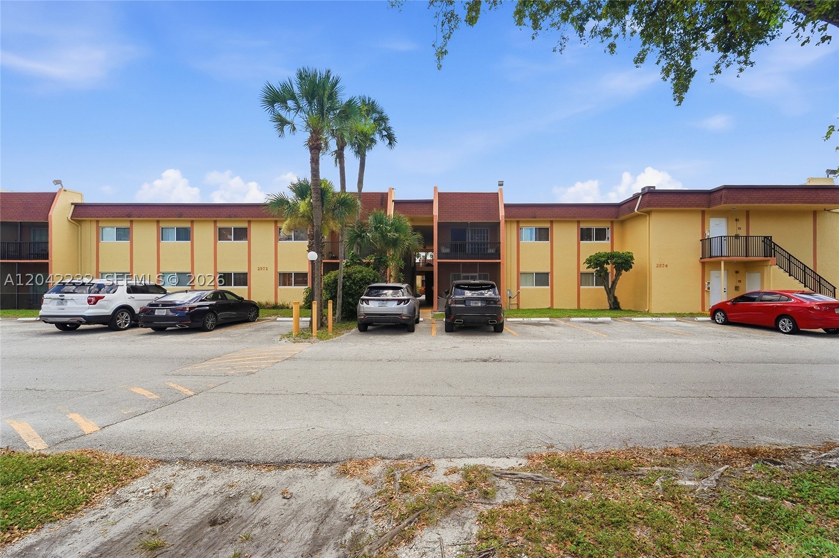 !Best value in the area! Spacious 2bedroom/2bath condo with strong rental potential and great layout,ideal for investors or first time buyers looking to add their personal touch. Located in a well established Community with easy access to everything investor-friendly community with rental flexibility. Price Below Market Value for a quick sale multiple offers expected Submit your Highest and Best! Association require approval..Buyers to verify all association information, fees, and requirements