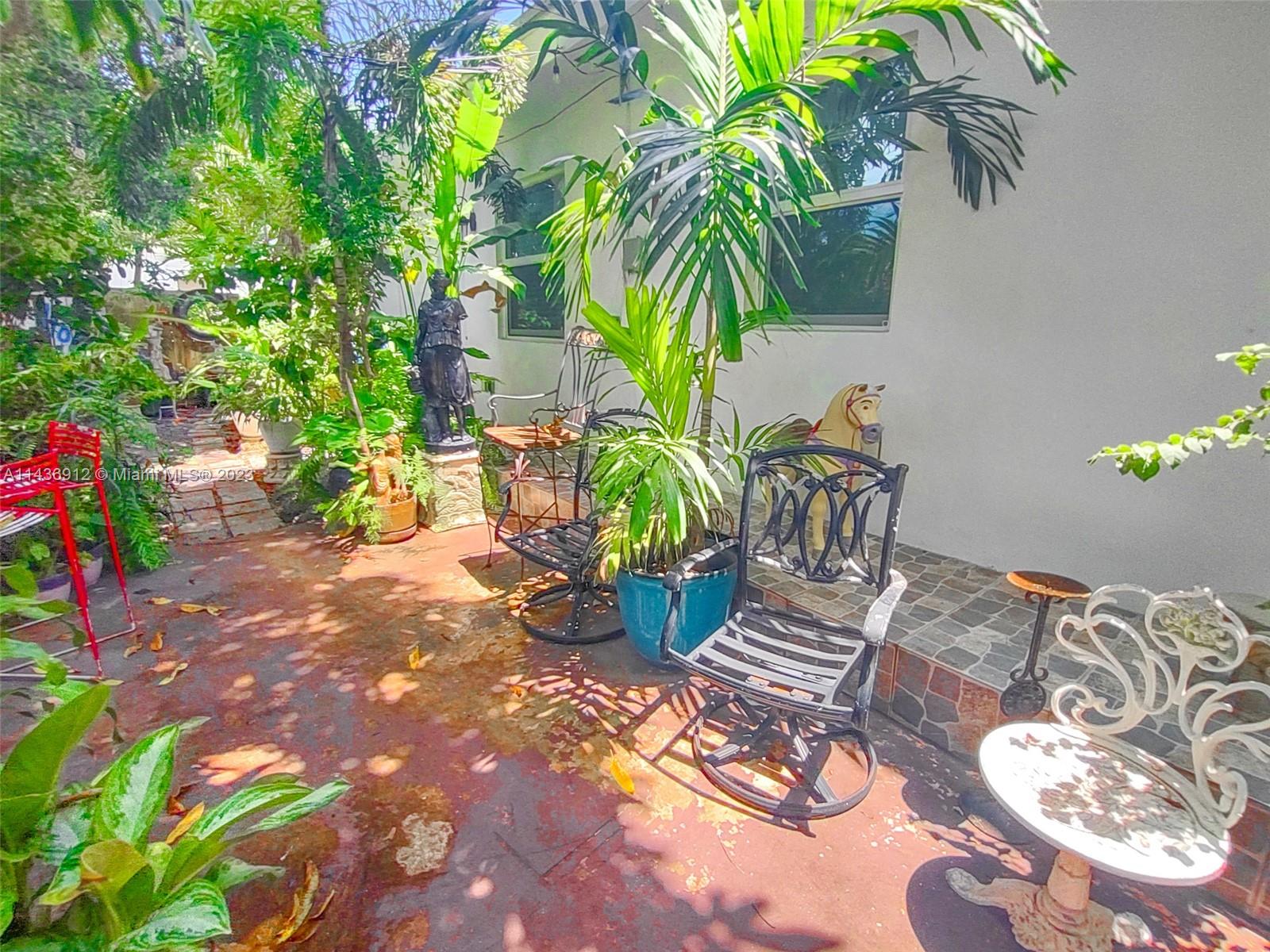 SHADOWLAWN EXTENSION SUB - Residential Lease