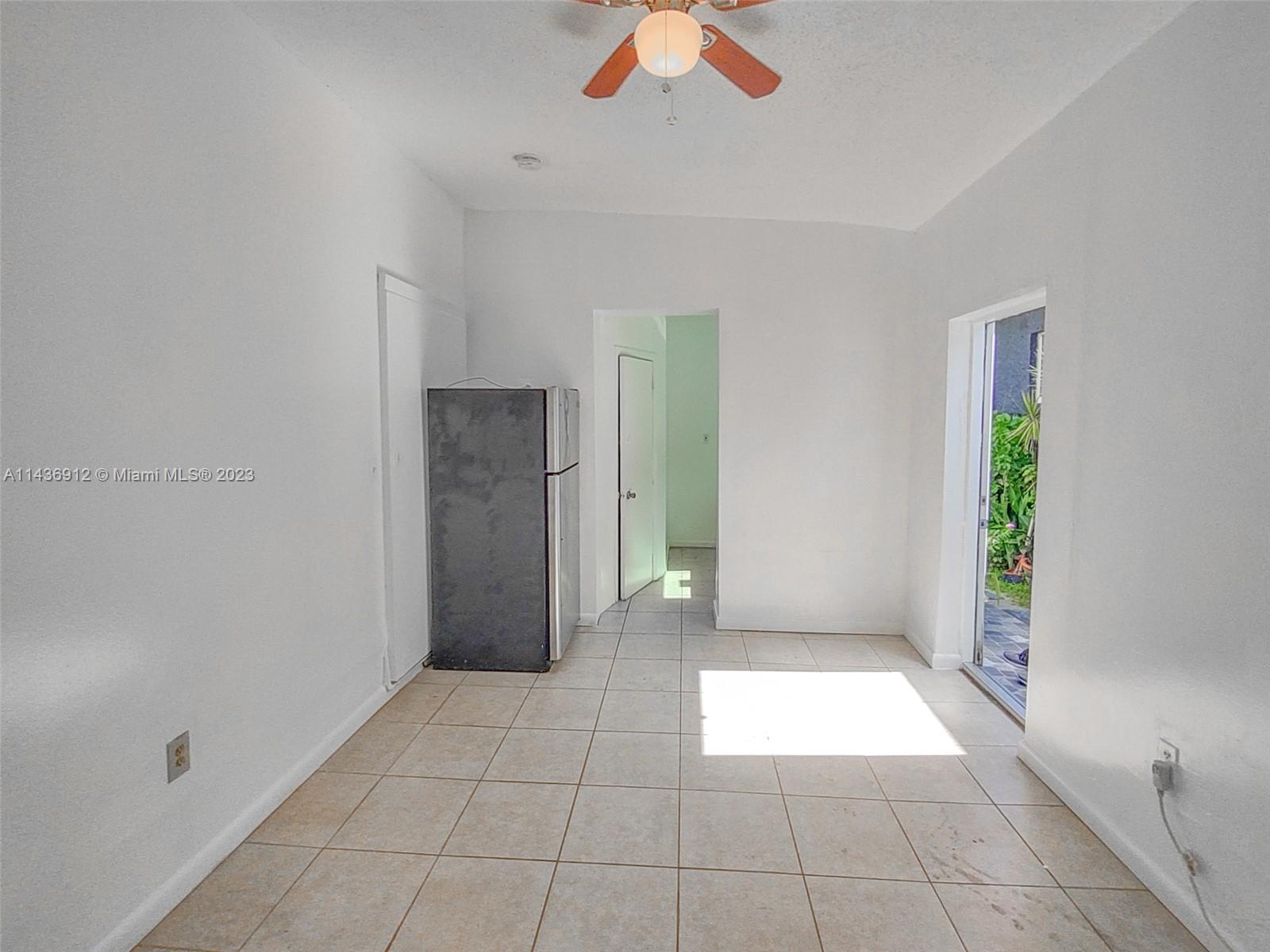 SHADOWLAWN EXTENSION SUB - Residential Lease