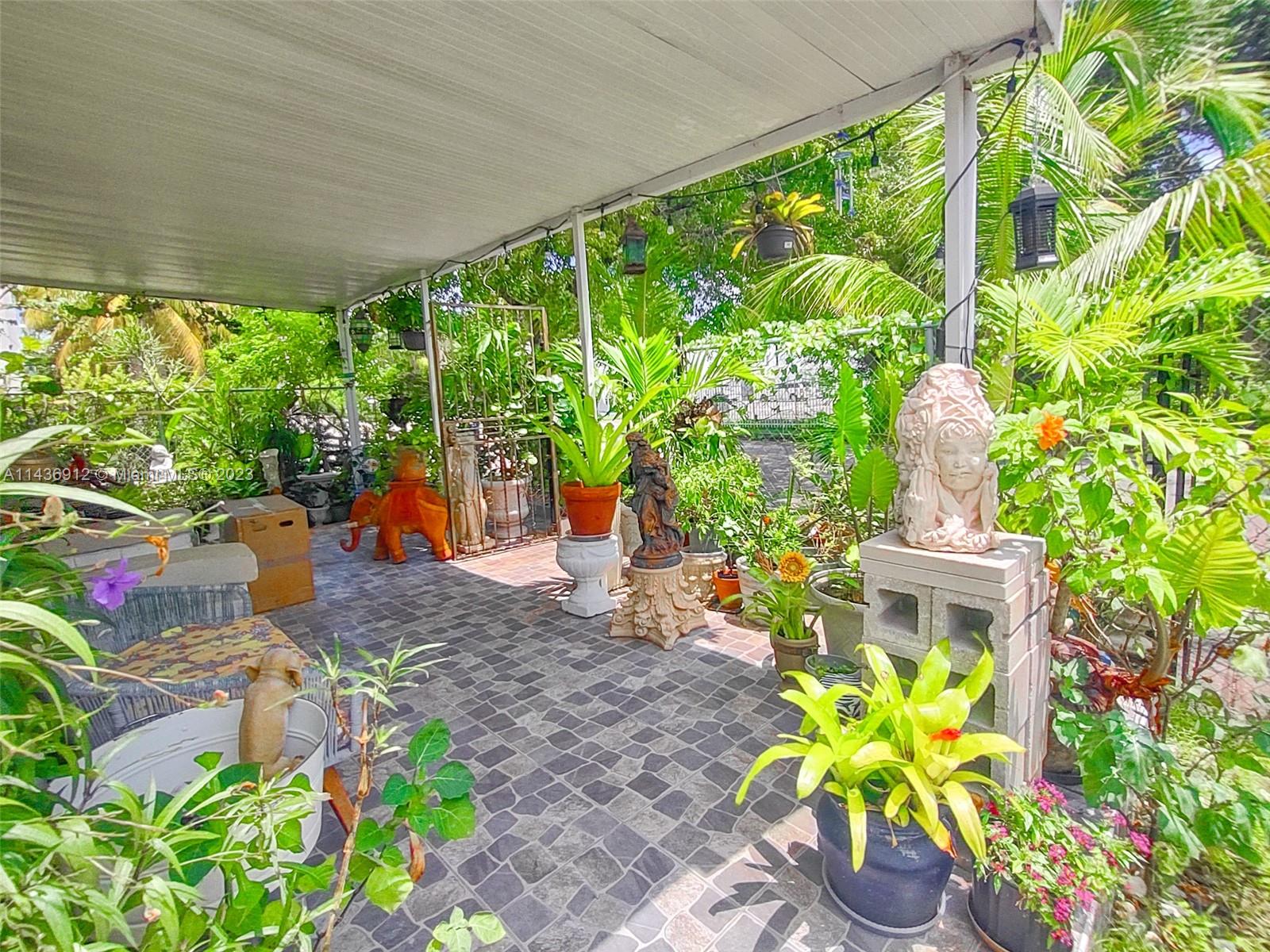 SHADOWLAWN EXTENSION SUB - Residential Lease