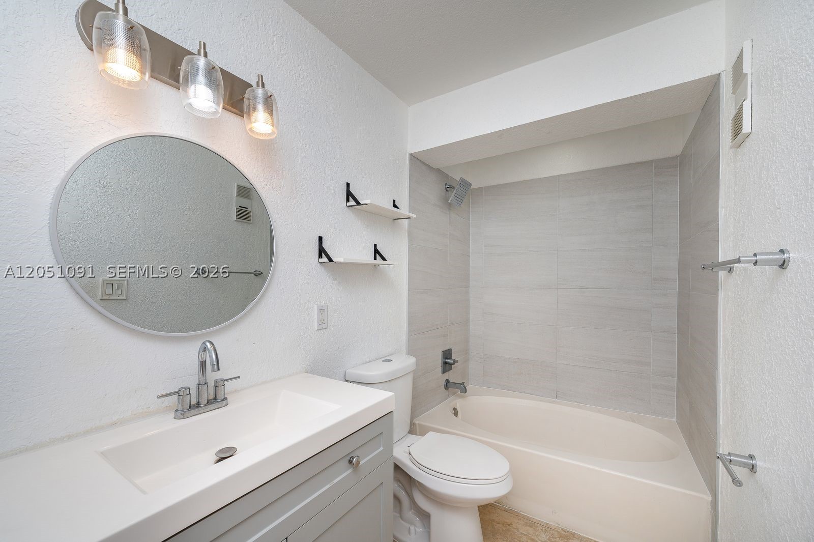 BISCAYNE BEACH CLUB CONDO - Residential Lease