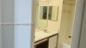 HAMMOCKS TRAILS CONDO - Residential Lease