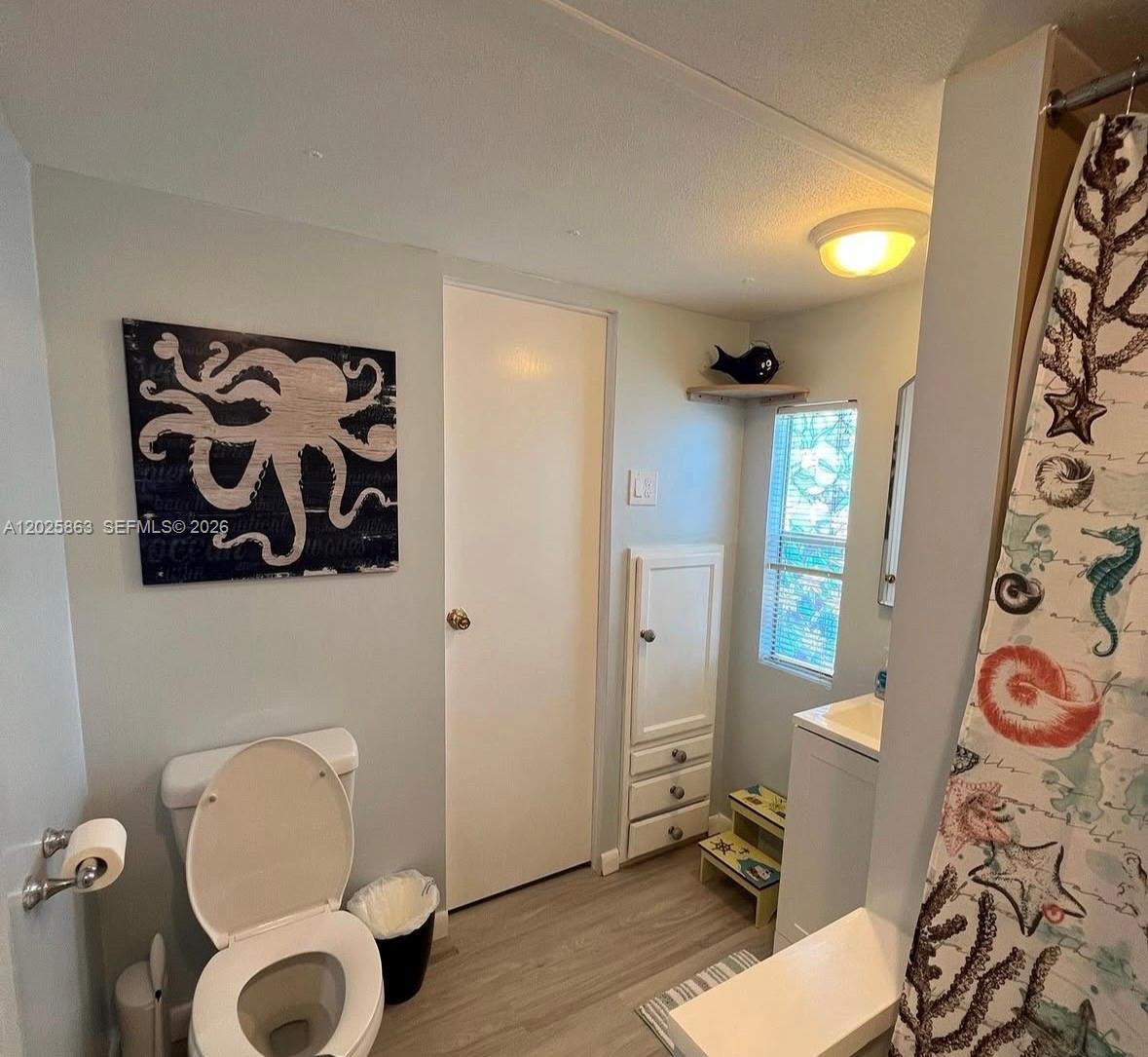 SEXTON COVES ESTATES - Residential Lease