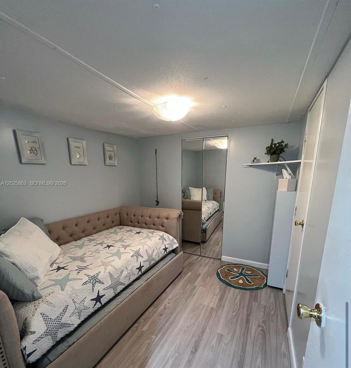 SEXTON COVES ESTATES - Residential Lease