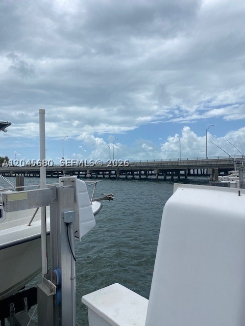 Brickell Biscayne Marina - Land