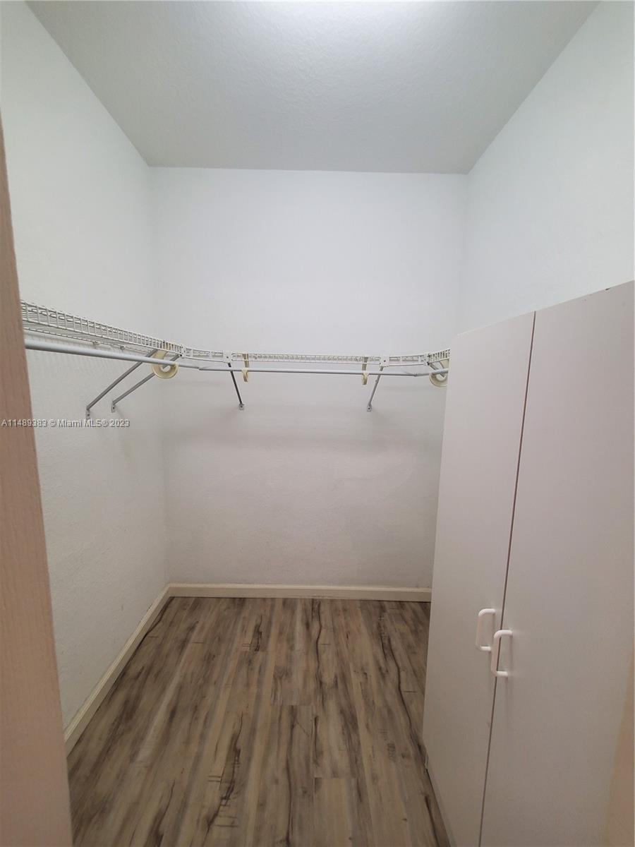 POMPANO BEACH BLOUNT BROS - Residential Lease