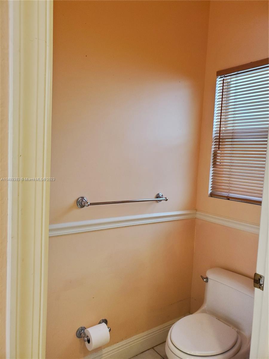 POMPANO BEACH BLOUNT BROS - Residential Lease