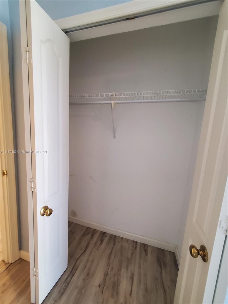 POMPANO BEACH BLOUNT BROS - Residential Lease