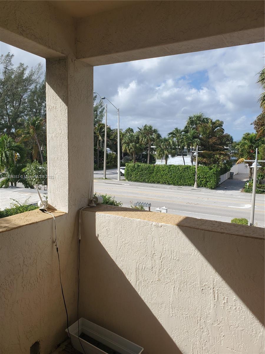 POMPANO BEACH BLOUNT BROS - Residential Lease