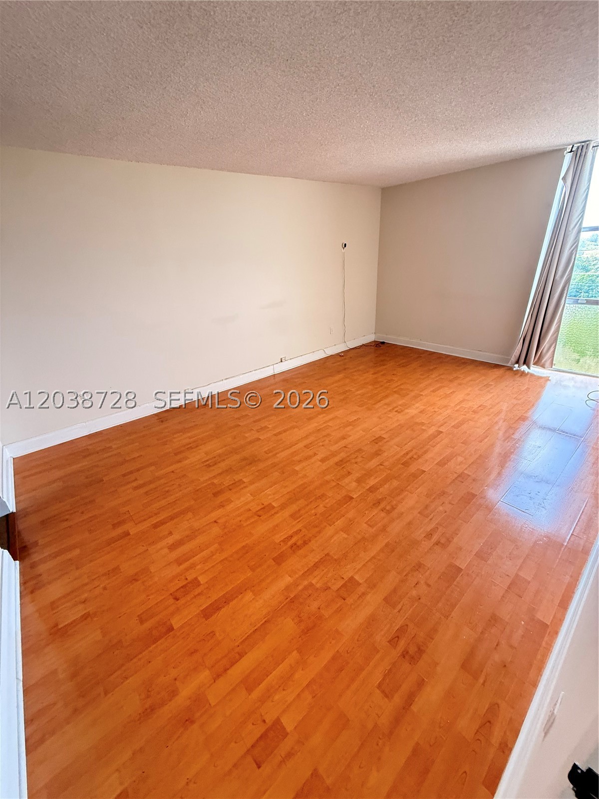 VECINO DEL MAR CONDO - Residential Lease