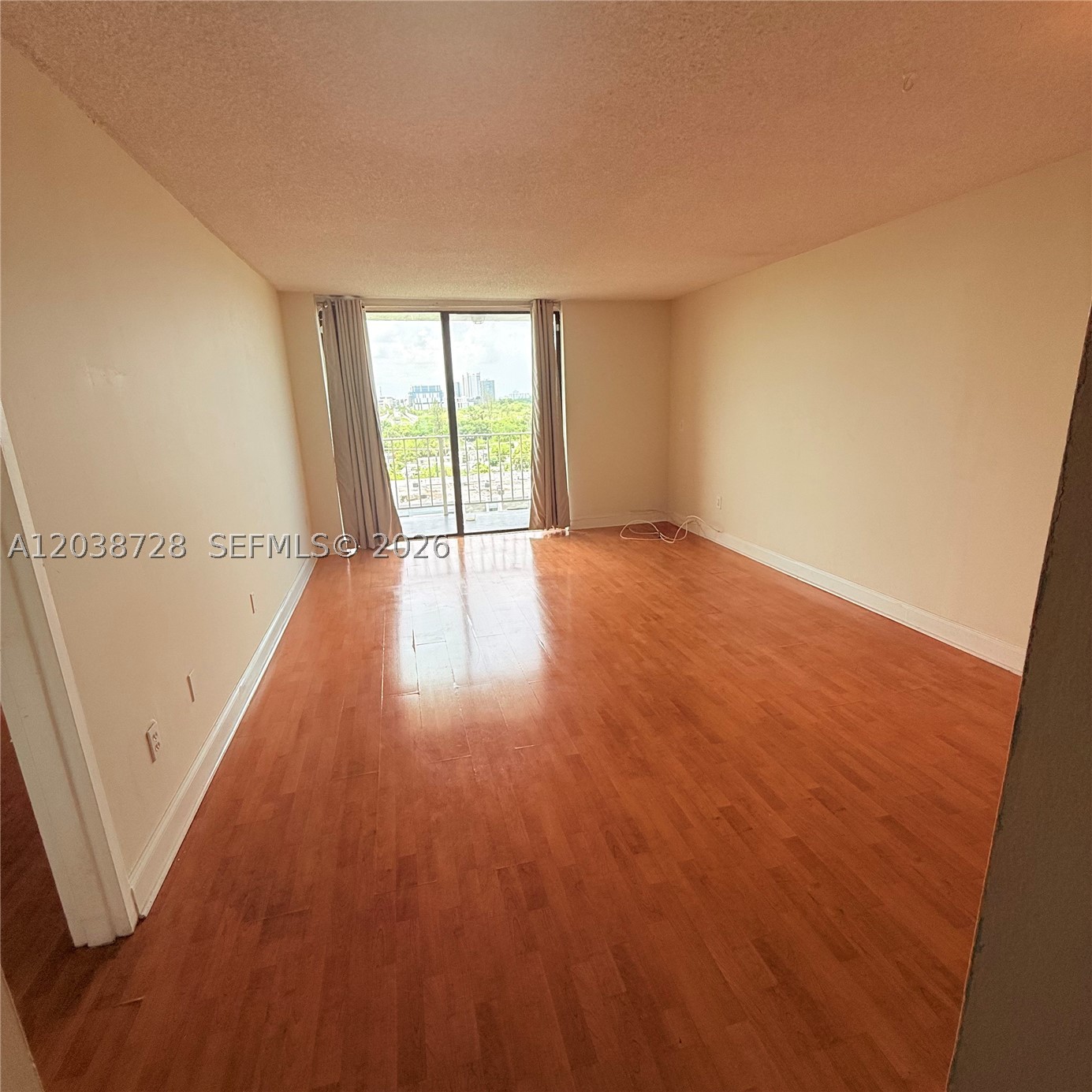 VECINO DEL MAR CONDO - Residential Lease