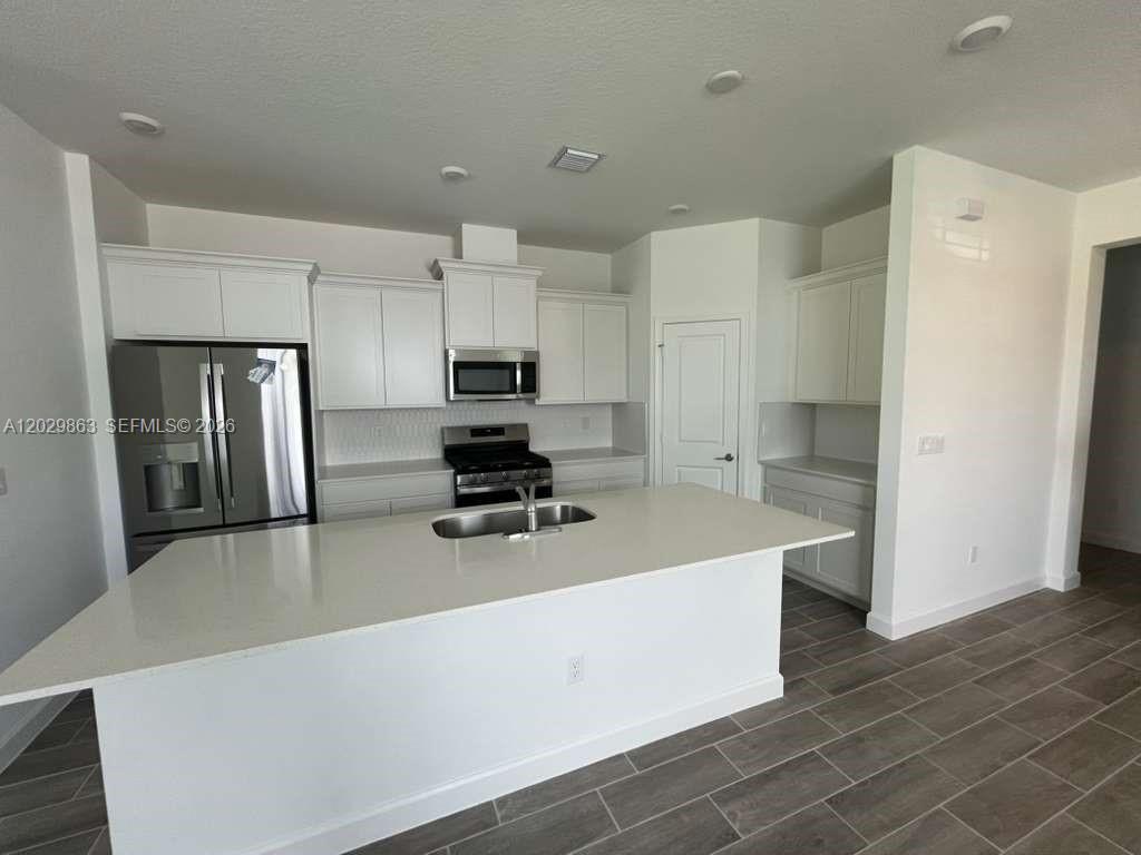 ARDEN PUD POD D NORTHWEST - Residential Lease