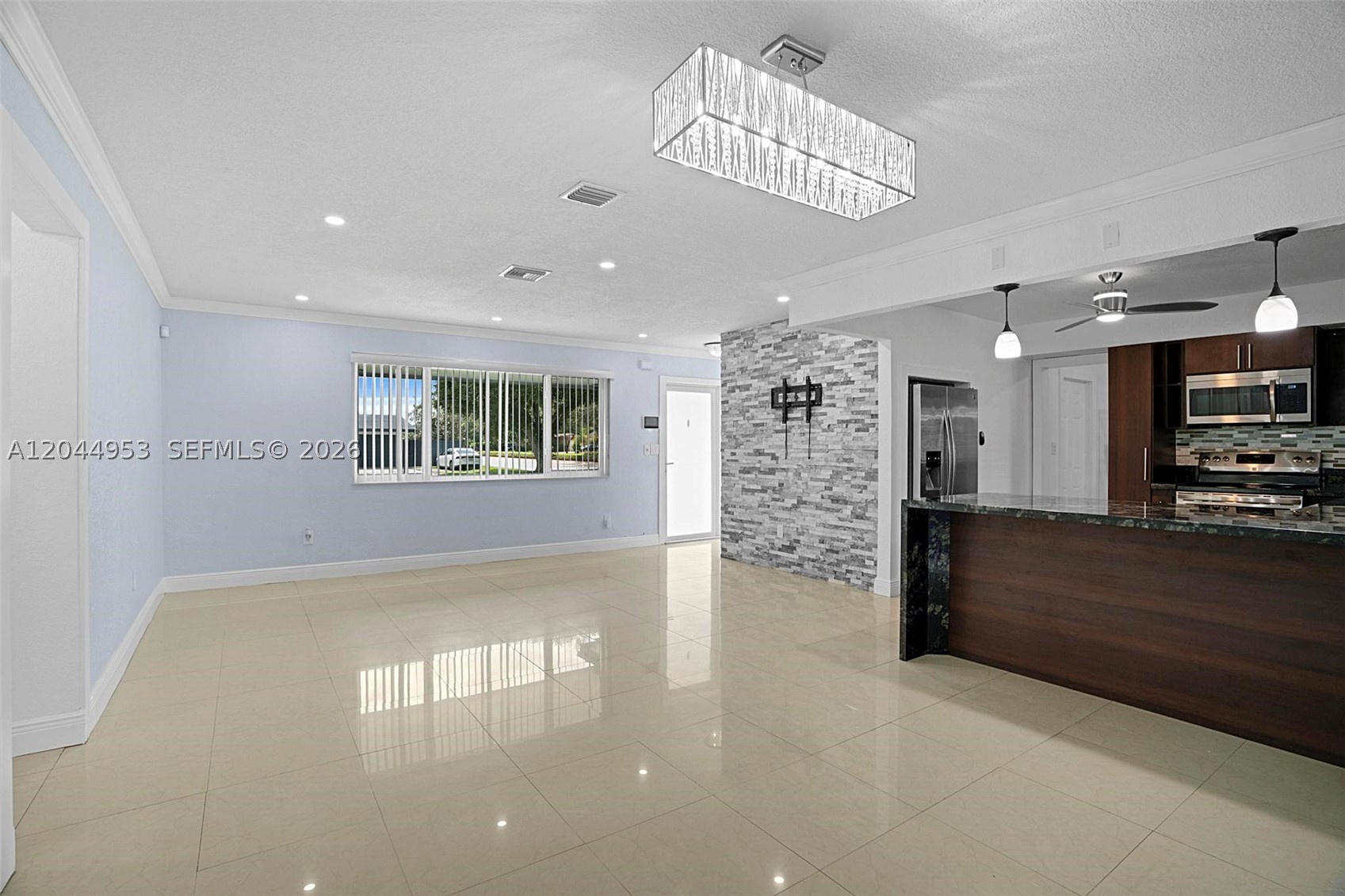 BOULEVARD HEIGHTS SEC NIN - Residential Lease