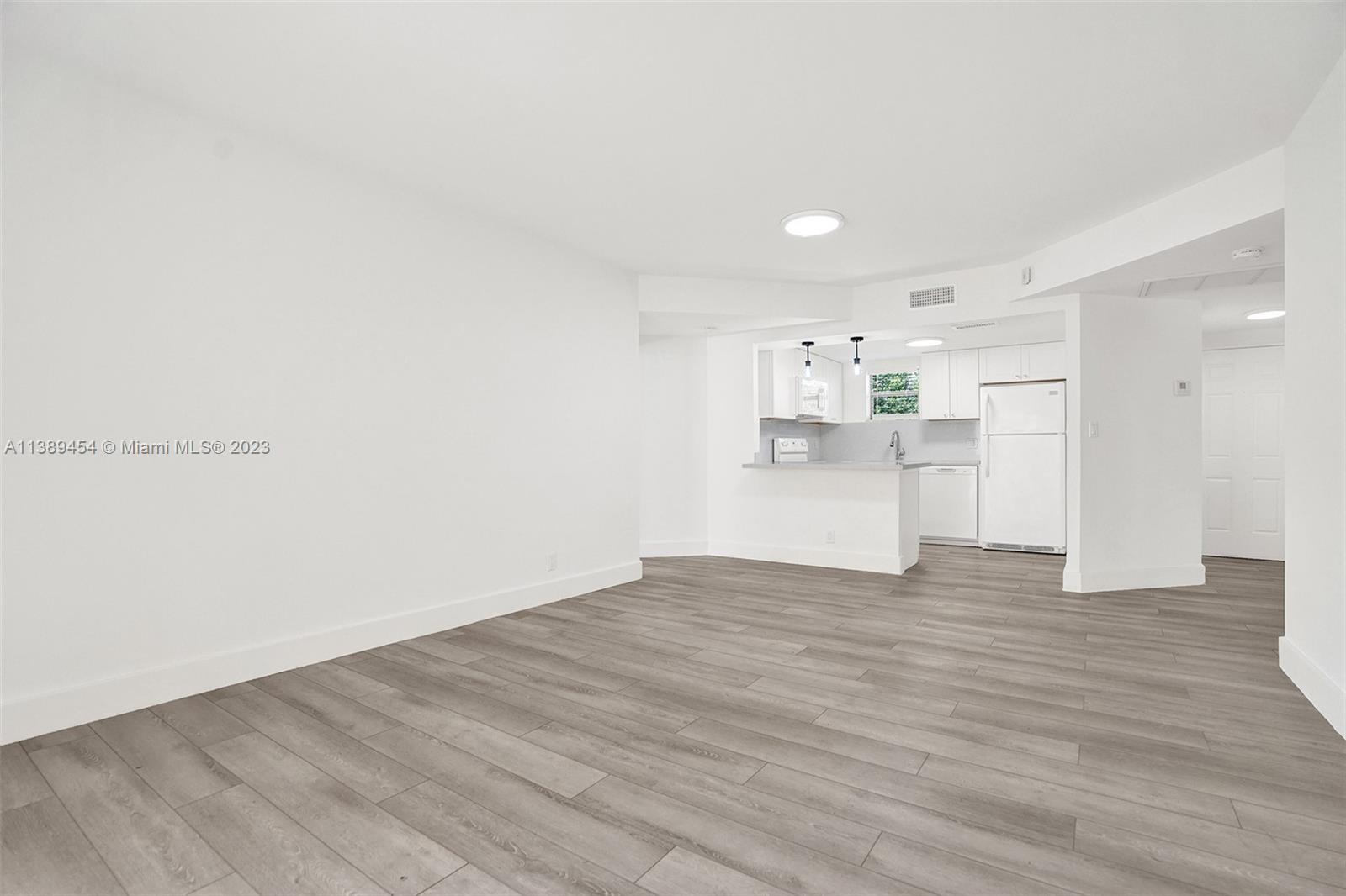 LAS VISTAS AT DORAL CONDO - Residential Lease