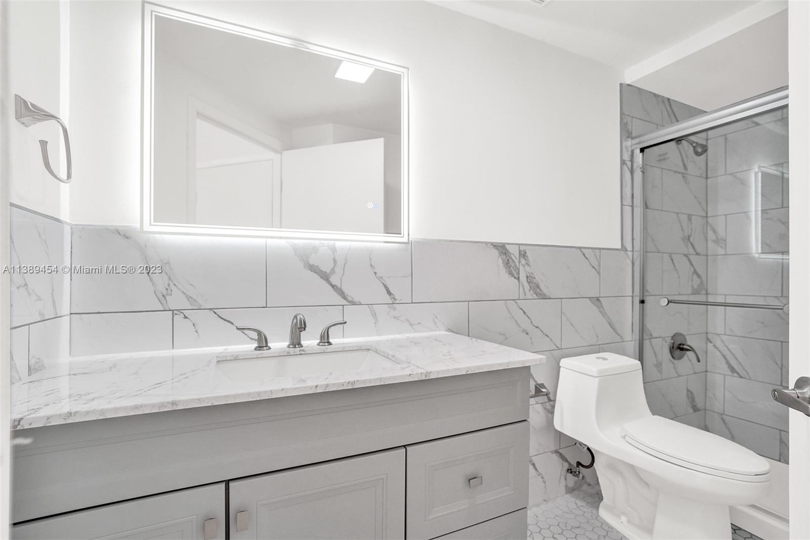 LAS VISTAS AT DORAL CONDO - Residential Lease
