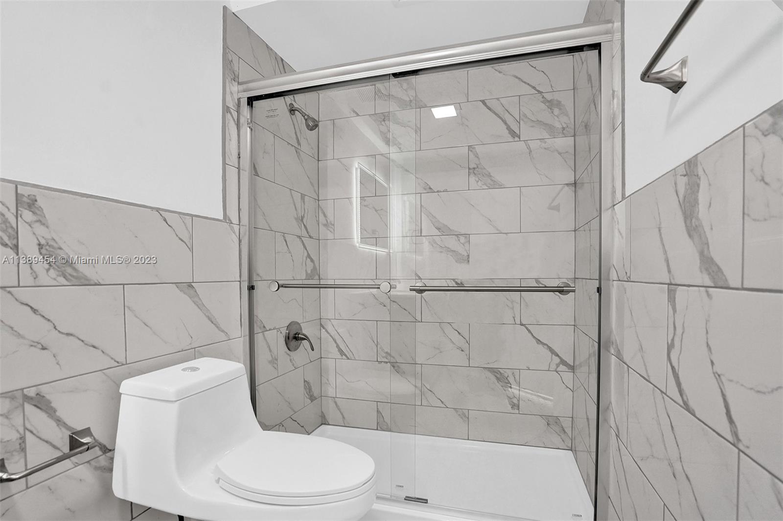 LAS VISTAS AT DORAL CONDO - Residential Lease