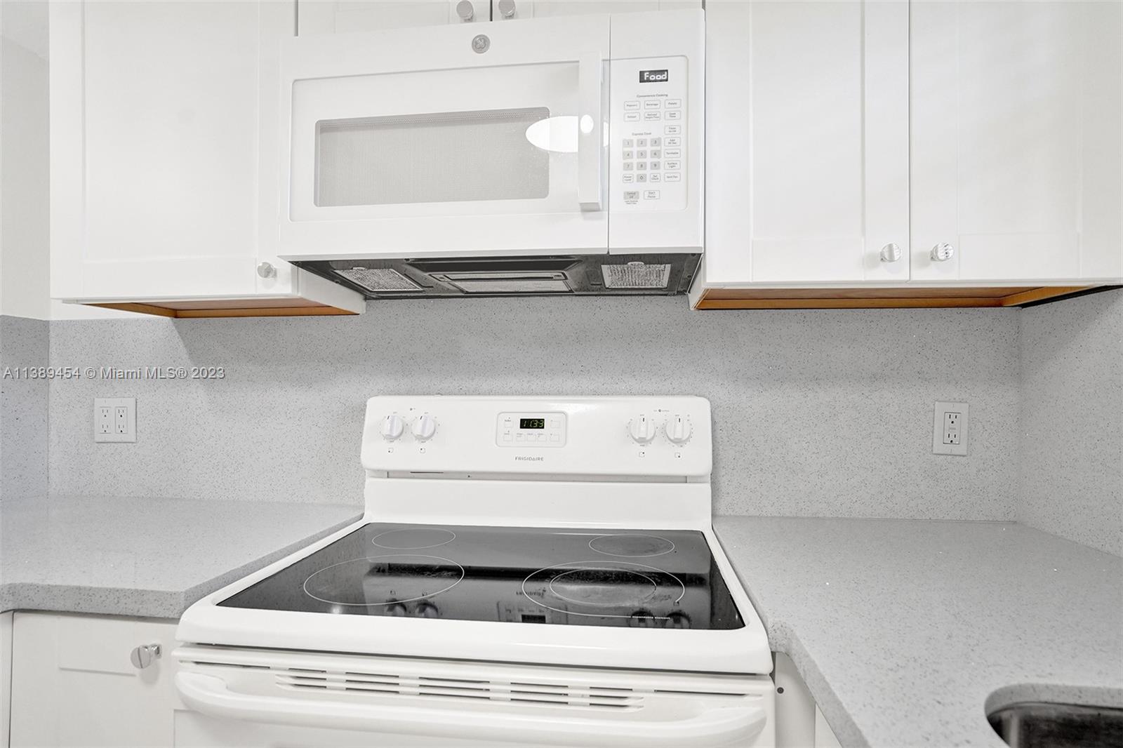LAS VISTAS AT DORAL CONDO - Residential Lease