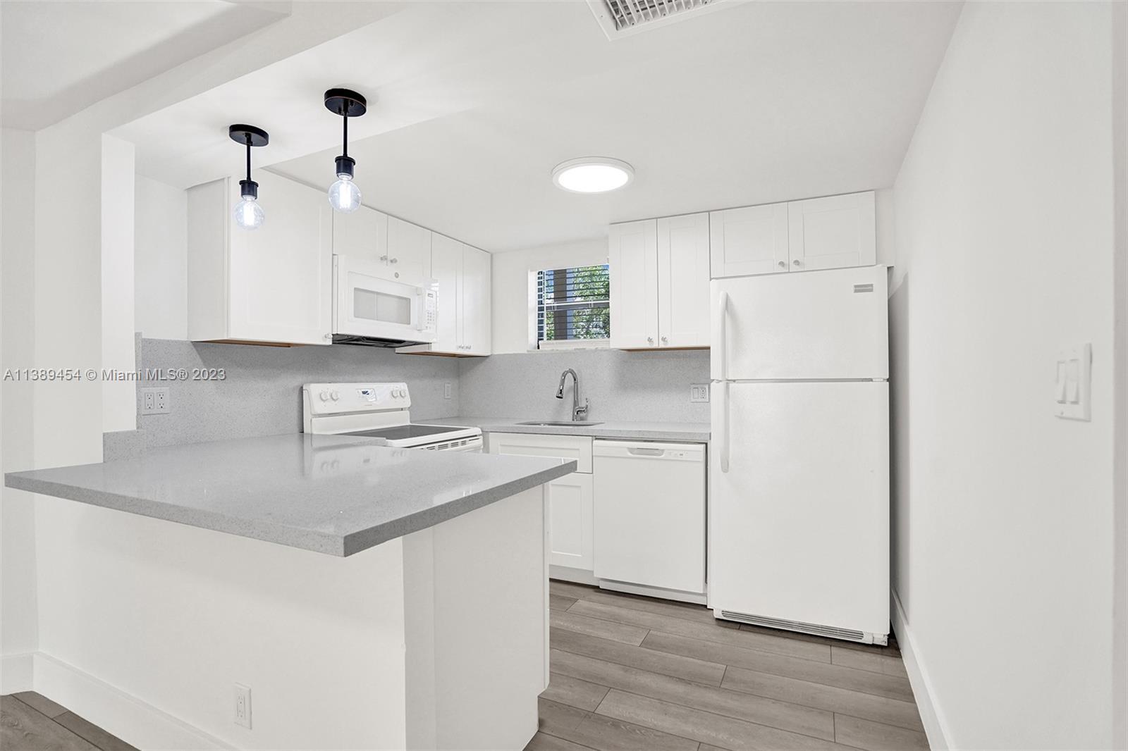 LAS VISTAS AT DORAL CONDO - Residential Lease