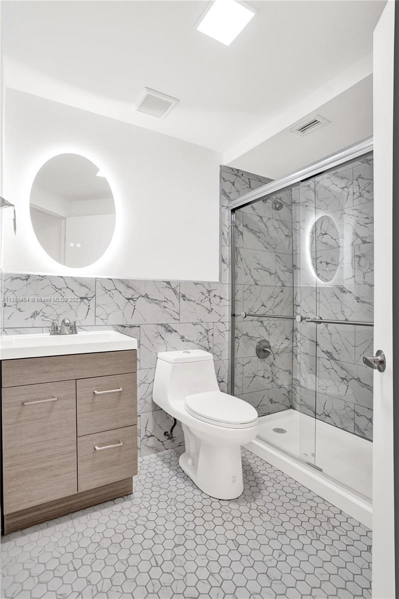 LAS VISTAS AT DORAL CONDO - Residential Lease