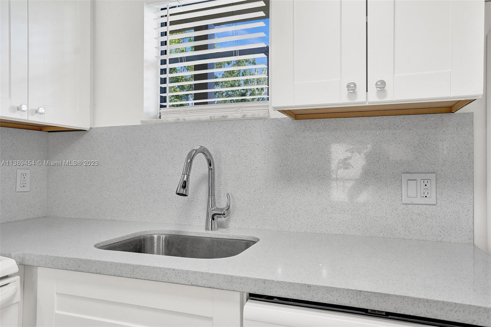 LAS VISTAS AT DORAL CONDO - Residential Lease