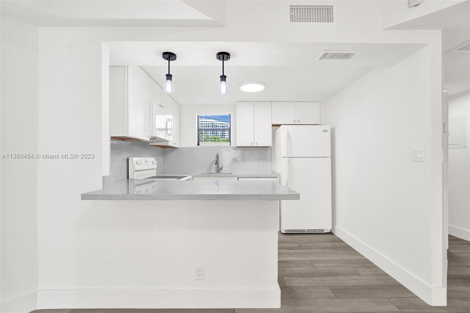 LAS VISTAS AT DORAL CONDO - Residential Lease