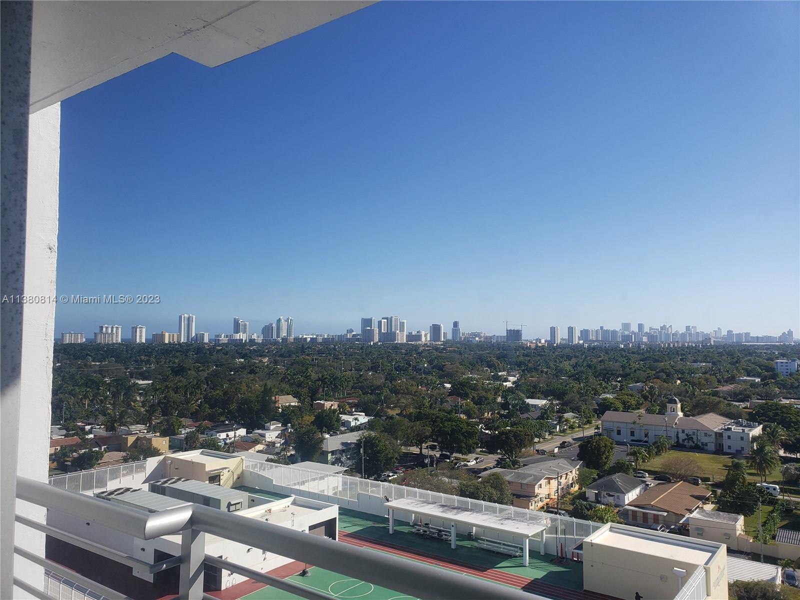 HOME TOWERS CONDO - Residential