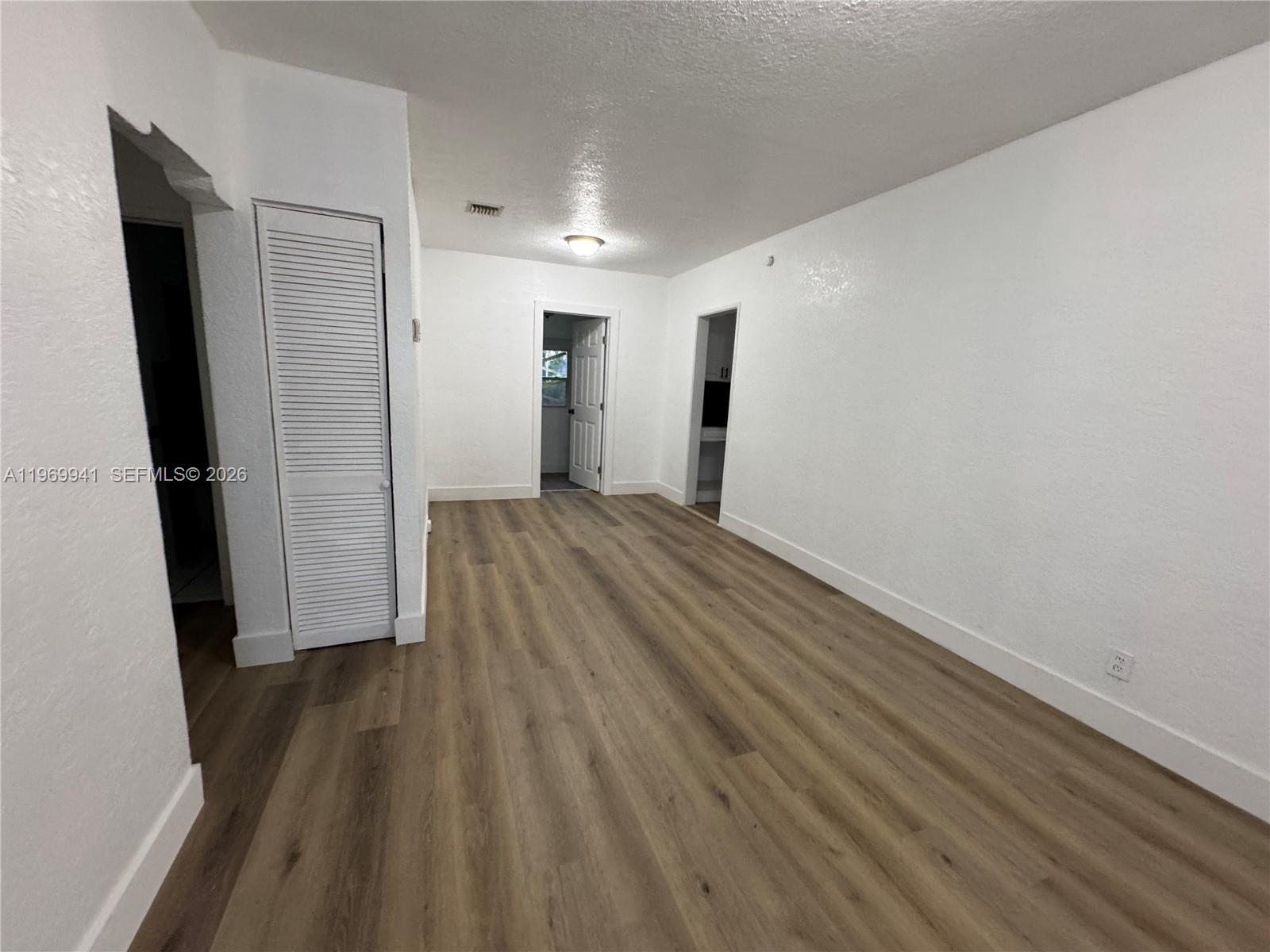 IRONS MANOR A - Residential