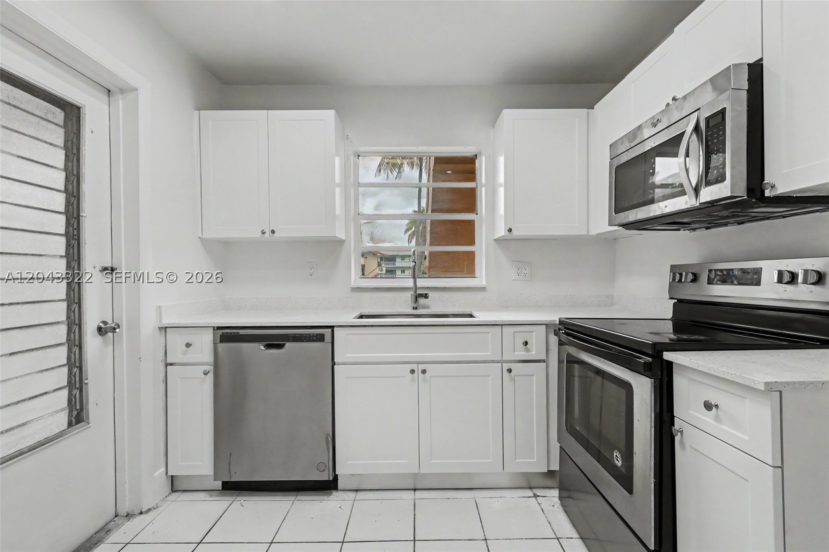 BEVERLY HILLS CONDO NUMBE - Residential