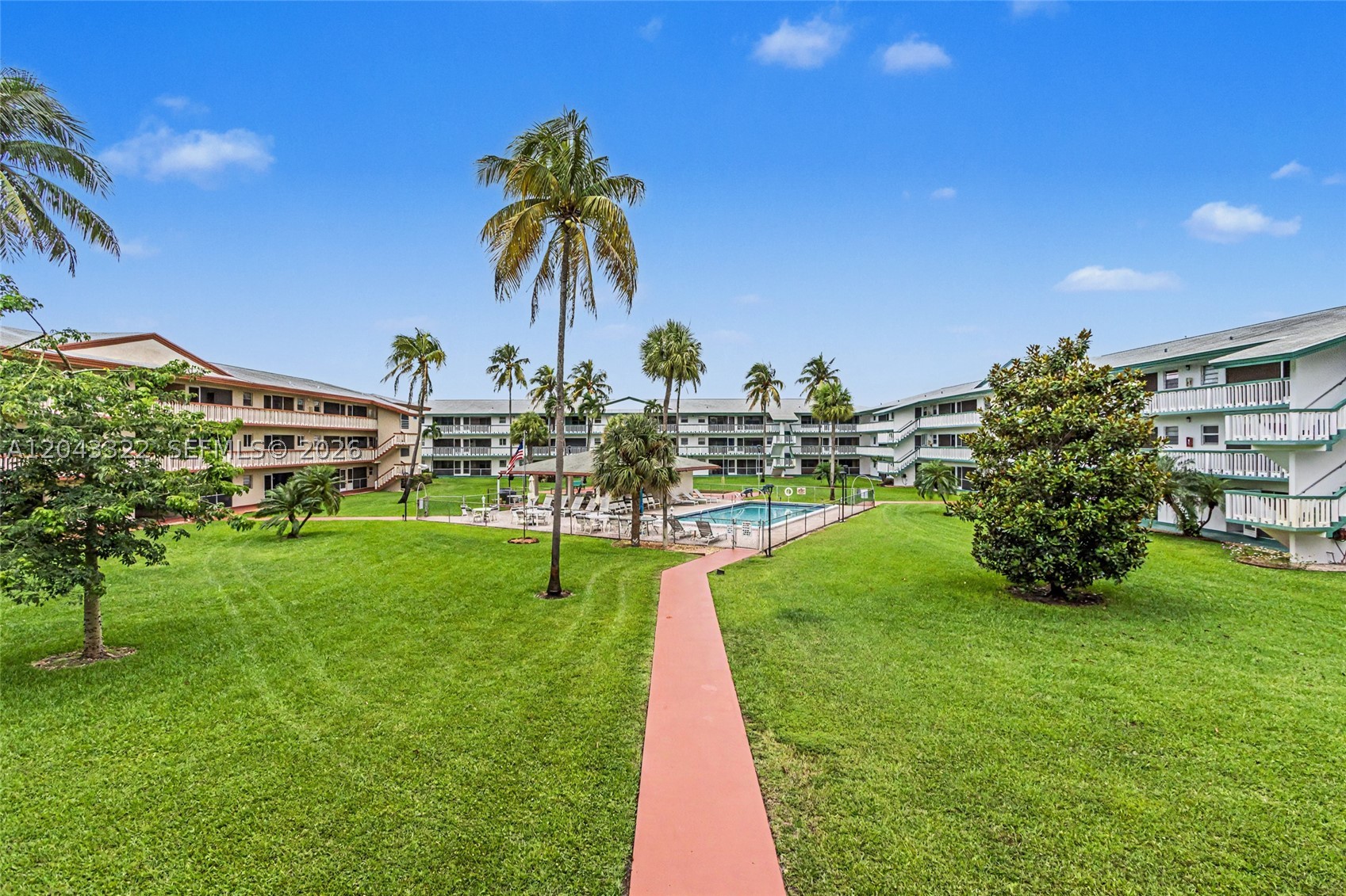 BEVERLY HILLS CONDO NUMBE - Residential