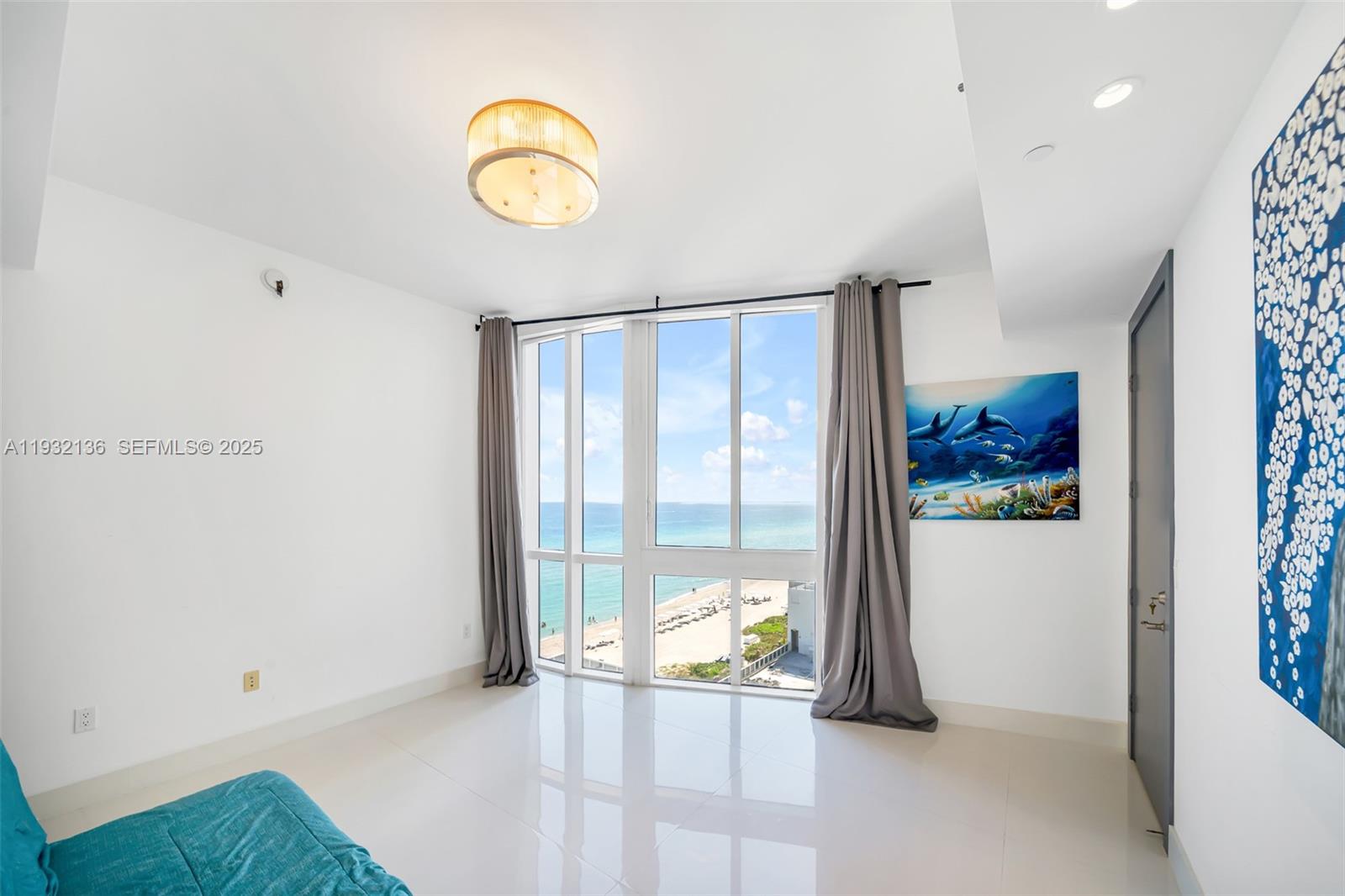TDR TOWER I CONDO - Residential