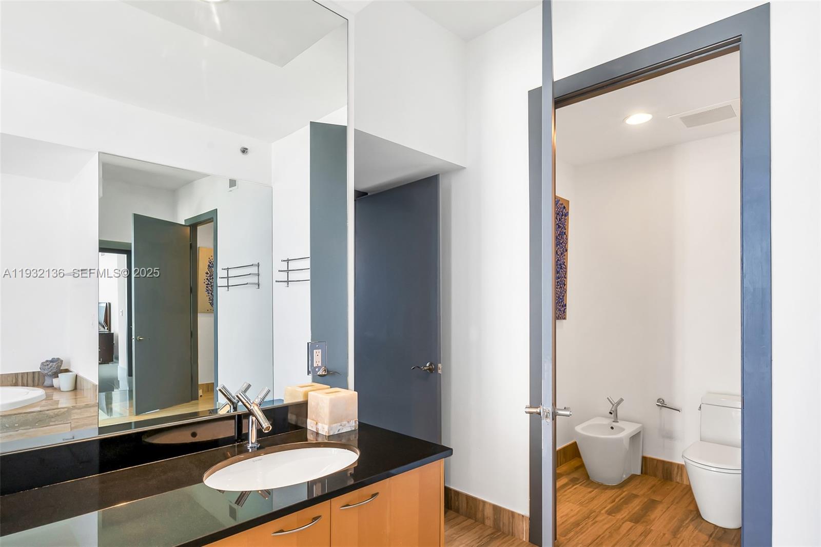 TDR TOWER I CONDO - Residential
