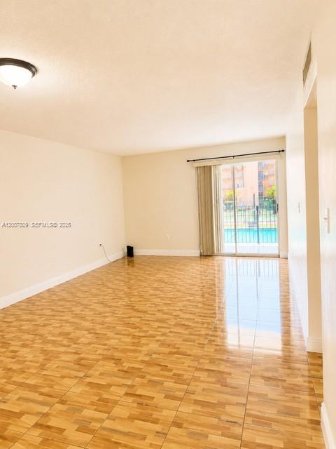 PALM-WEST GARDENS CONDO - Residential