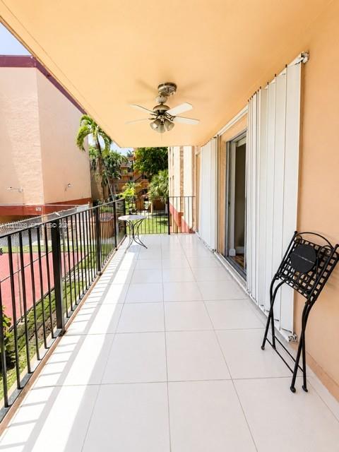 PALM-WEST GARDENS CONDO - Residential