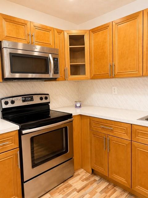PALM-WEST GARDENS CONDO - Residential