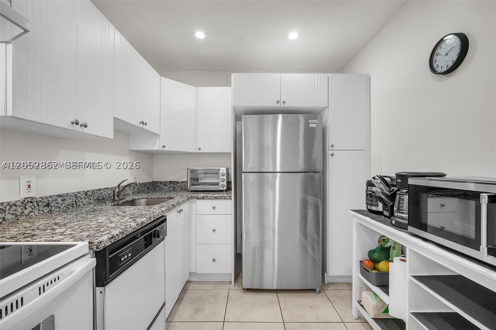 AVENTURA ELDORADO CONDO - Residential Lease
