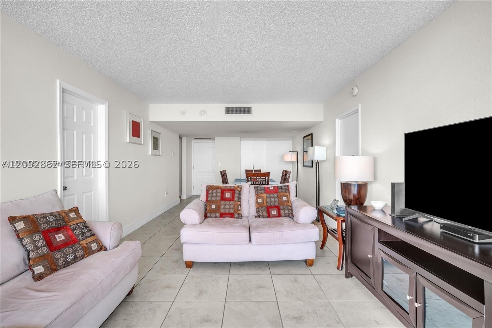 AVENTURA ELDORADO CONDO - Residential Lease