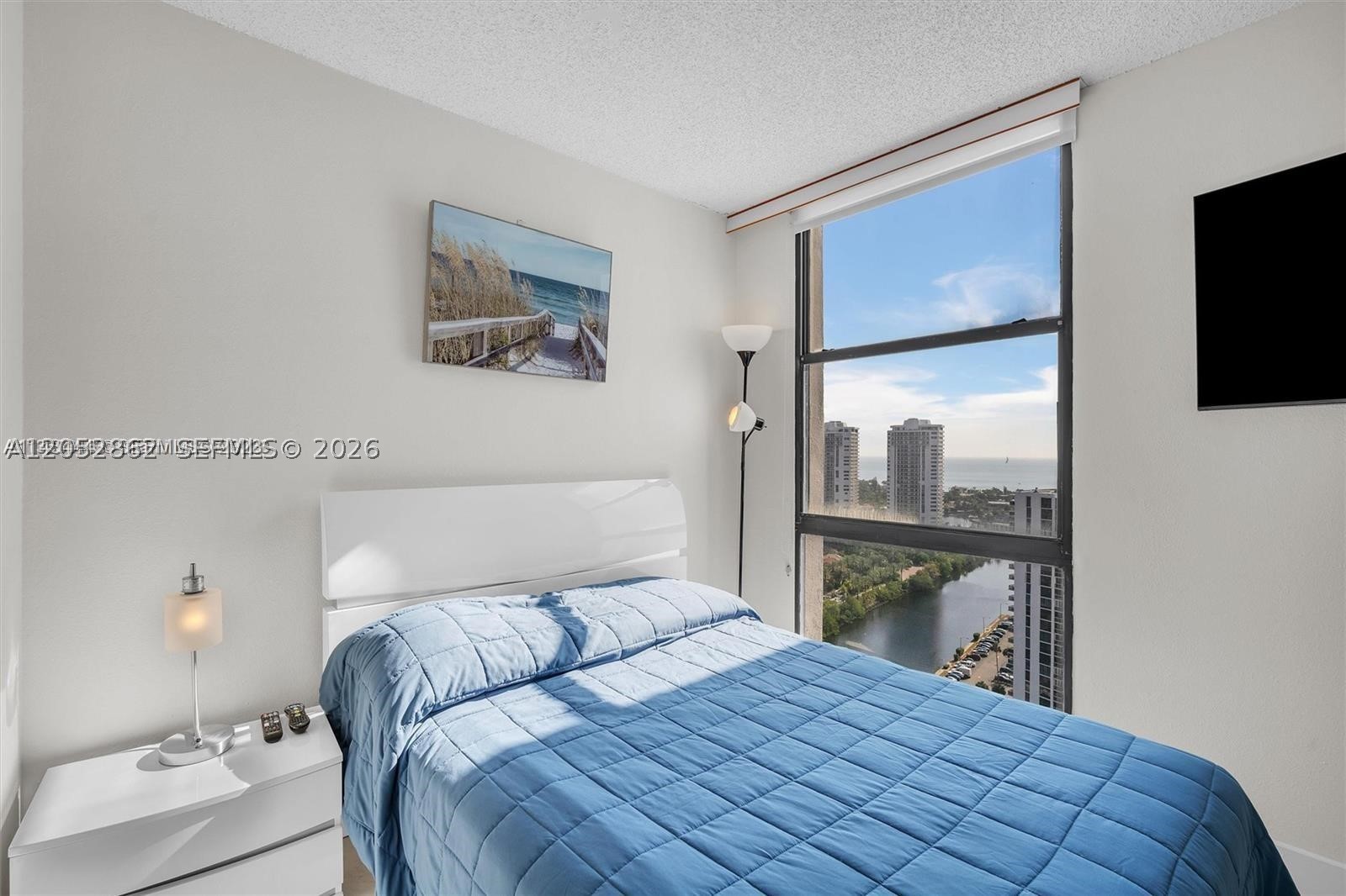AVENTURA ELDORADO CONDO - Residential Lease