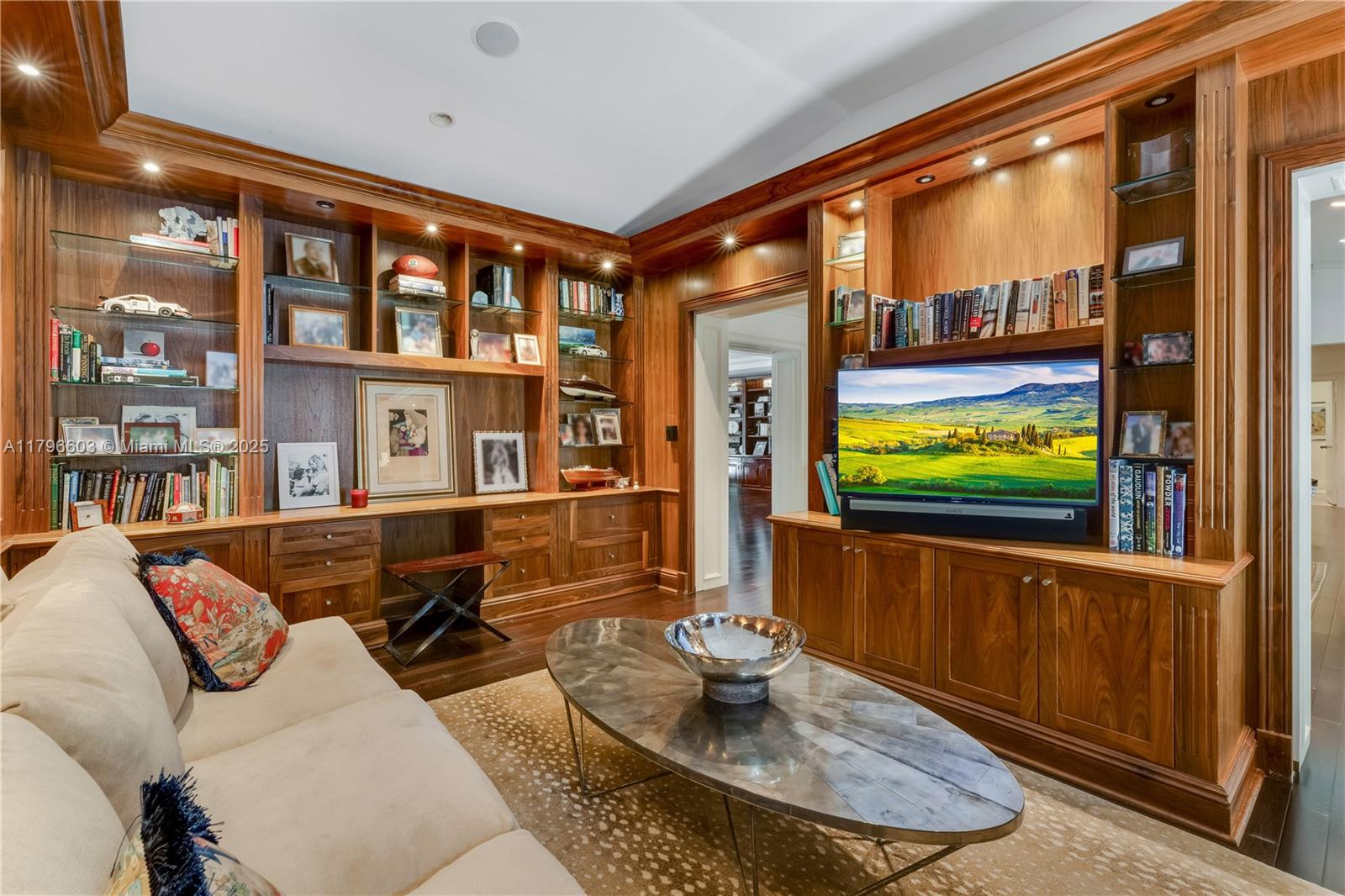PINE ACRES ESTS - Residential