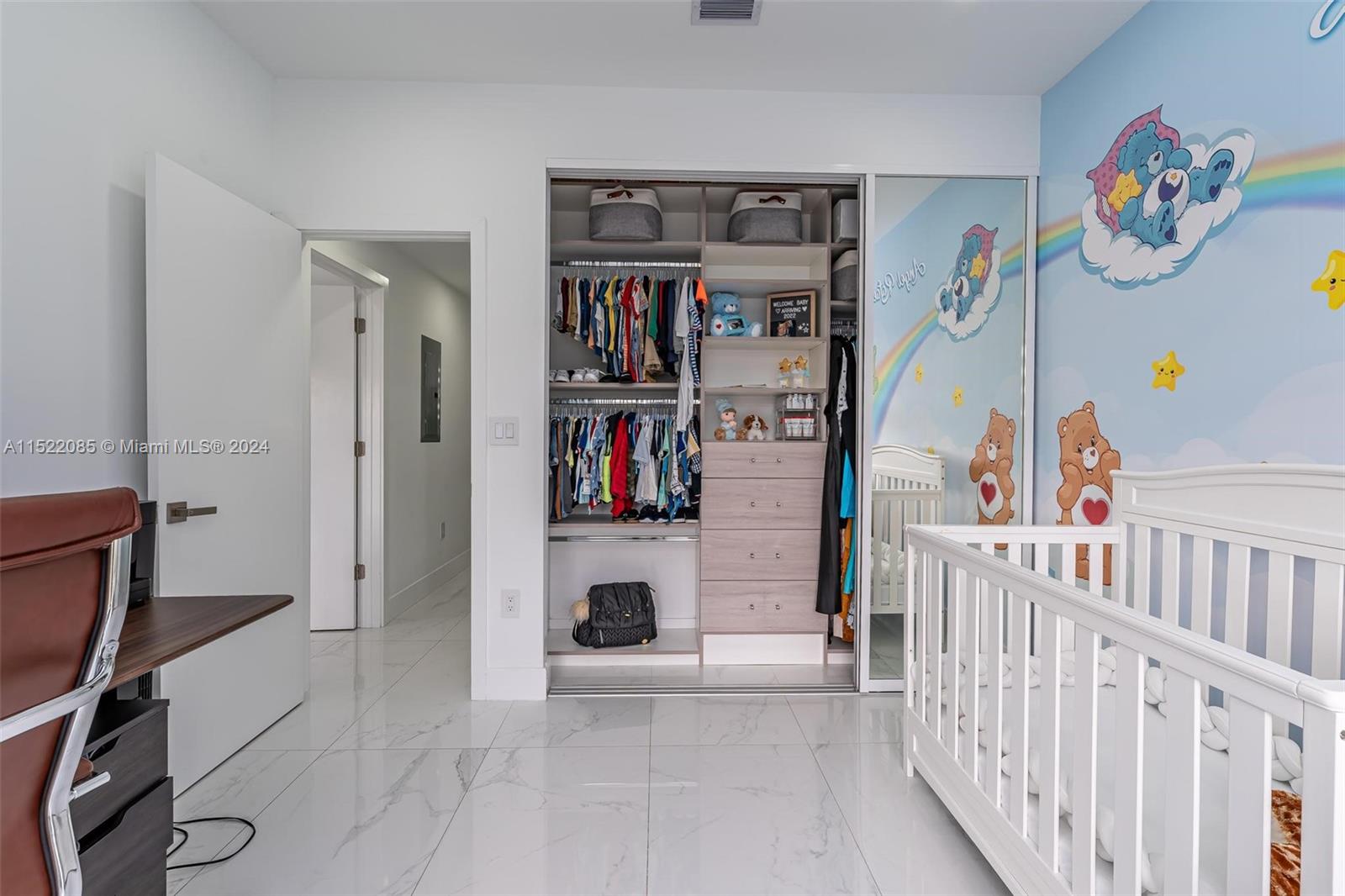 DOWNTOWN DORAL SOUTH PHAS - Residential