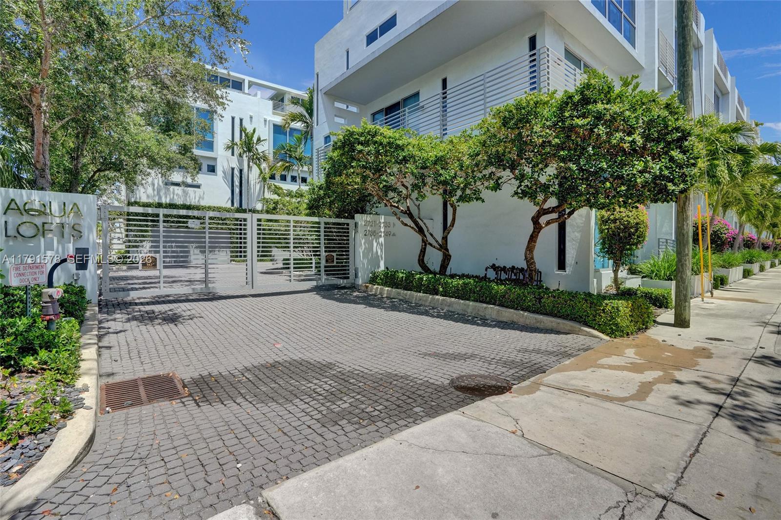 HARBOR VILLAGE SEC - Residential