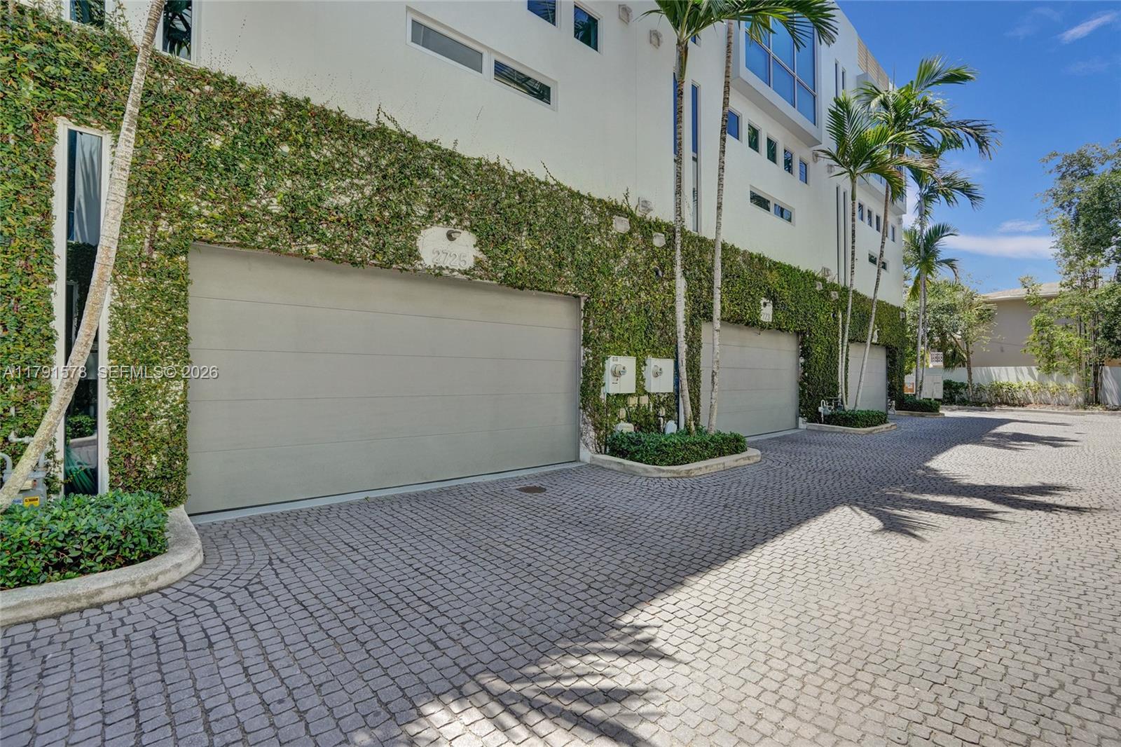 HARBOR VILLAGE SEC - Residential