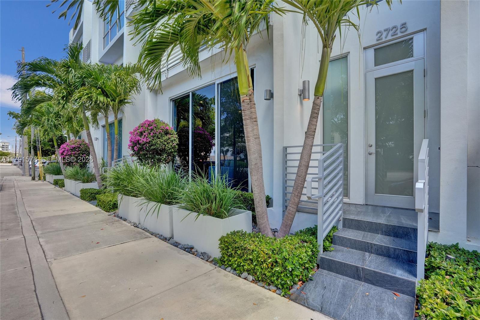 HARBOR VILLAGE SEC - Residential