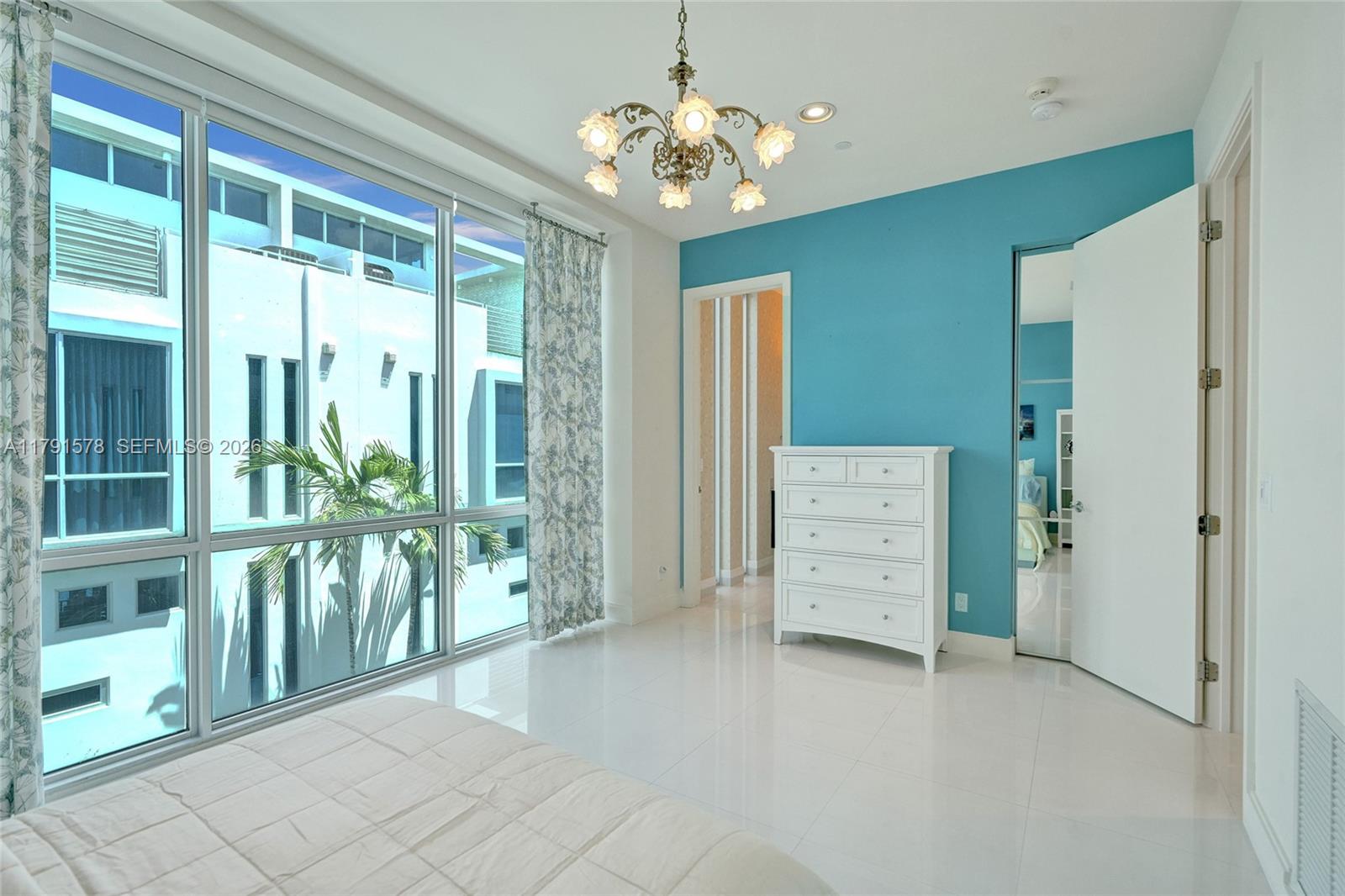 HARBOR VILLAGE SEC - Residential