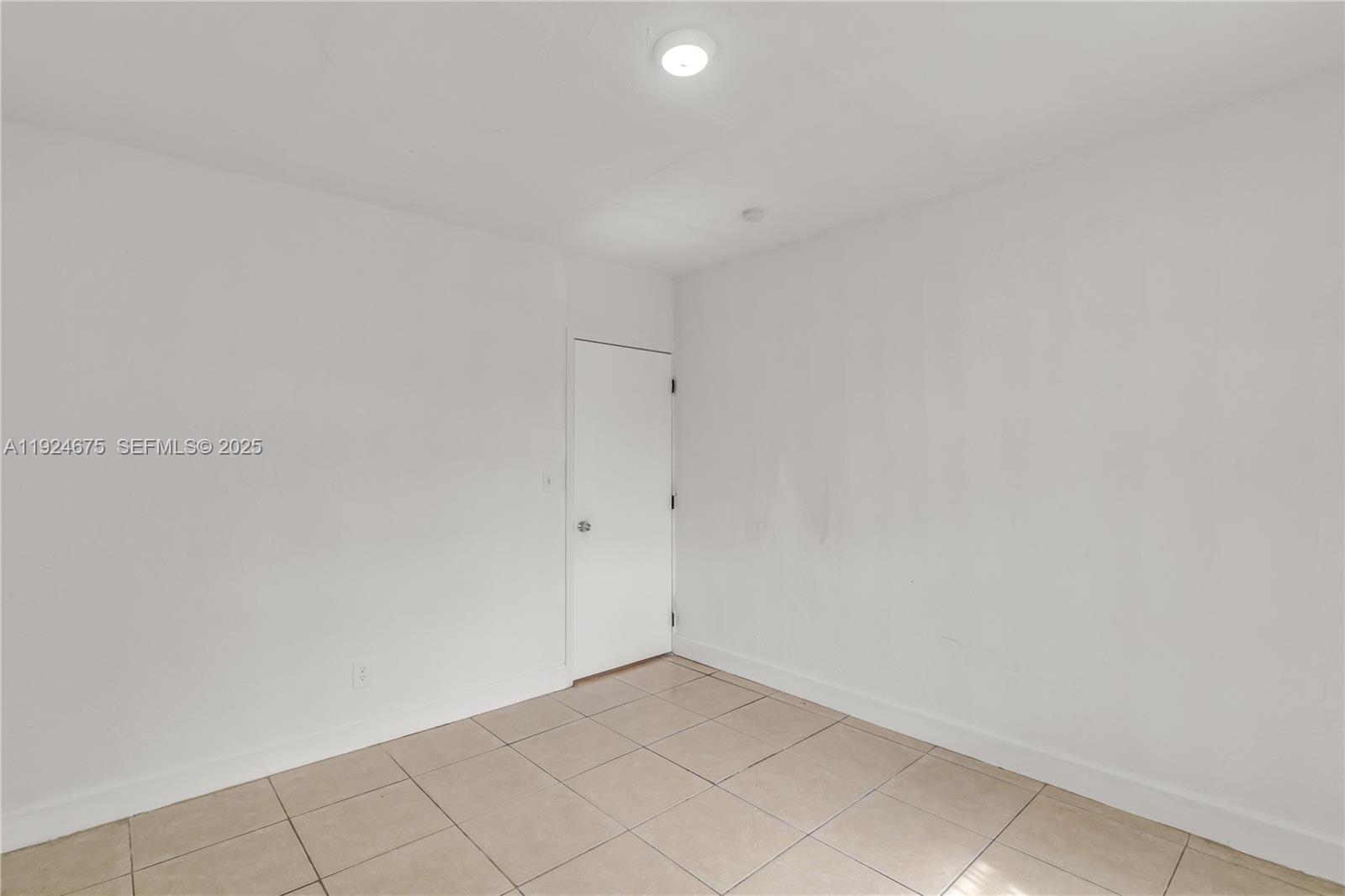LITTLE RIVER GARDENS - Residential Income