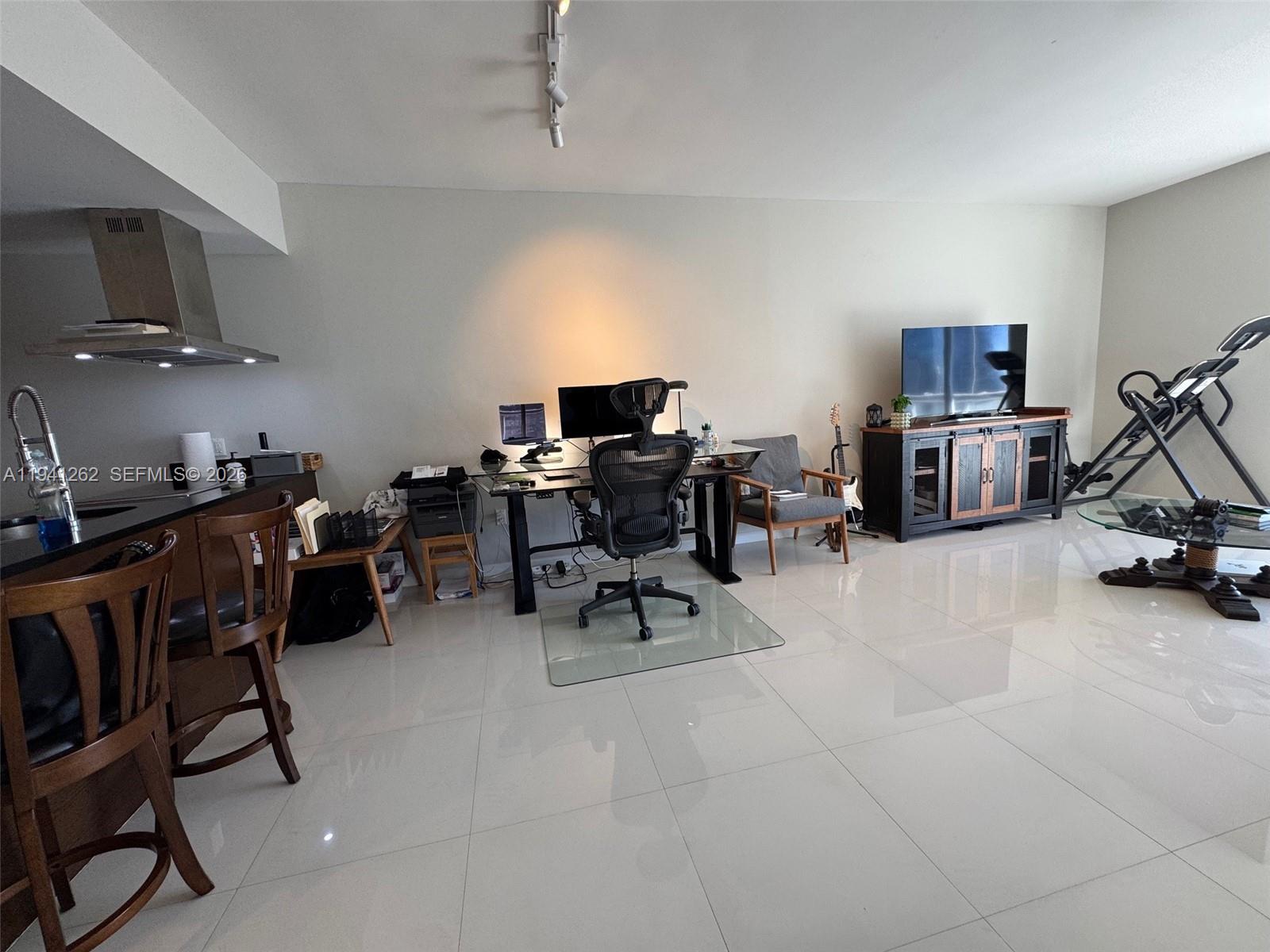 ICON BRICKELL NO TWO - Residential