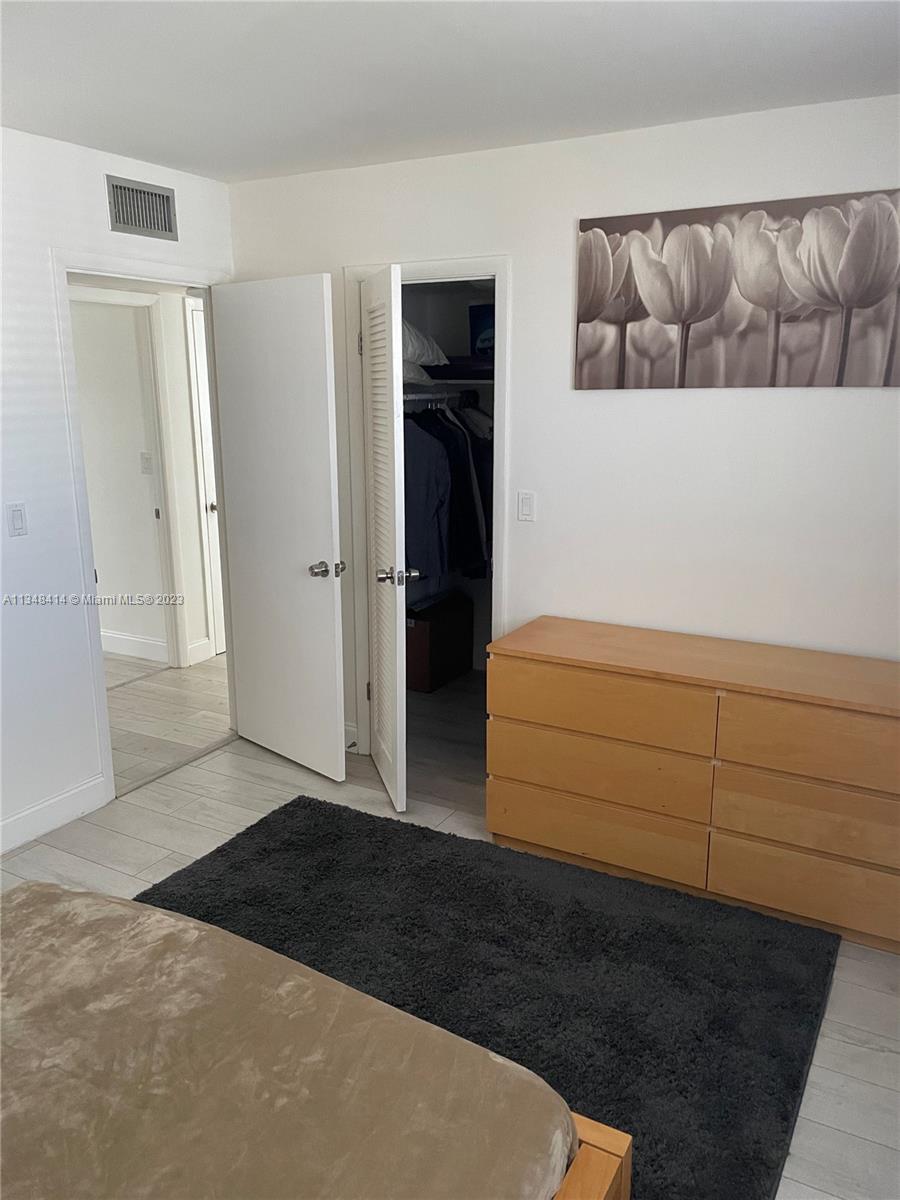 MEADOWBROOK TOWERS CONDO - Residential Lease